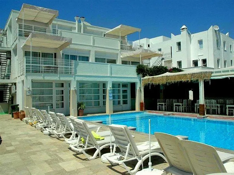 Sky Nova Hotel & Suites Bodrum 3*,